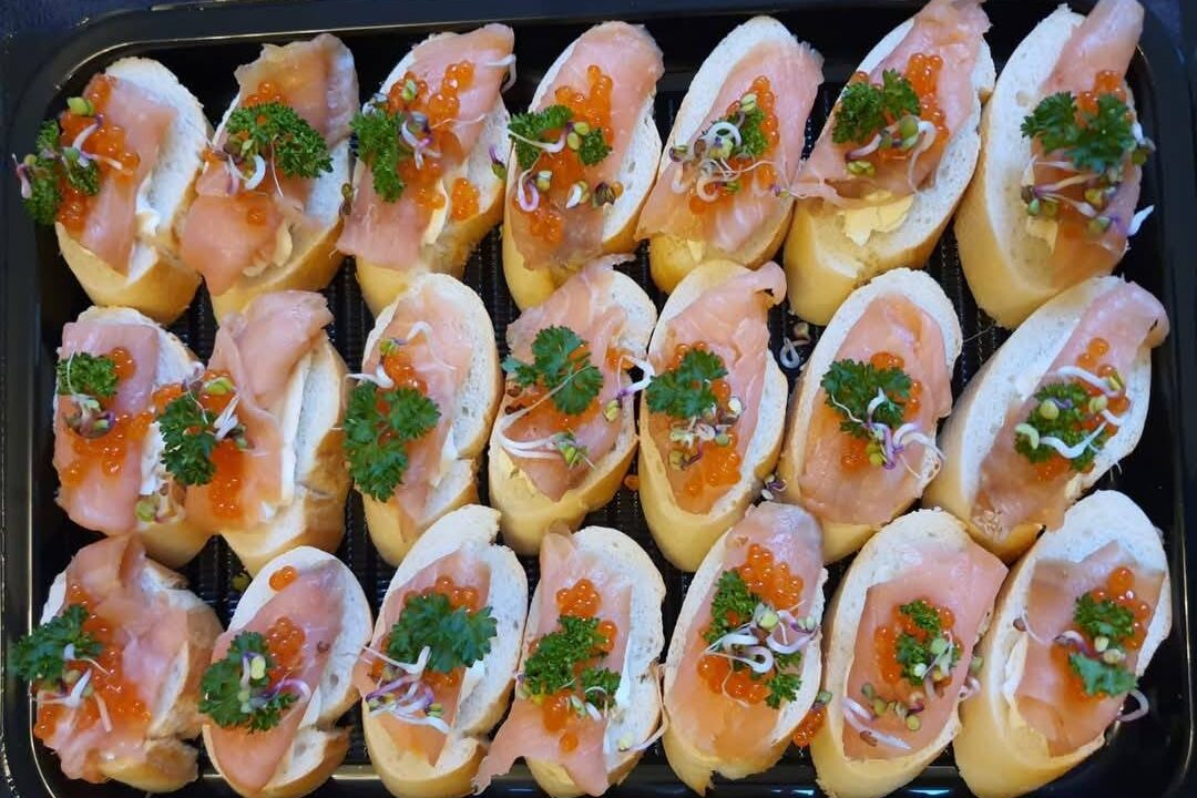 Lõheampsud kalamarjaga