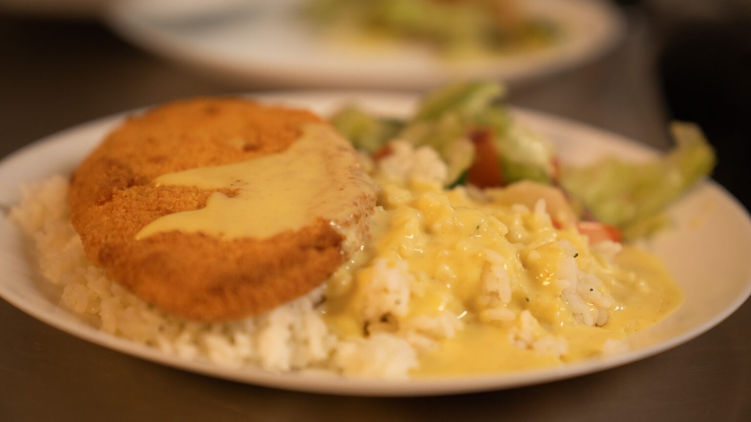 Kanašnitsel riisiga